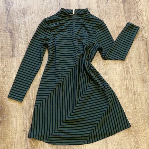 Hutch Anthropologie Gabby Dress in Olive - Small - Picture 4 of 8